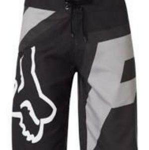 Help me find these!!! Sizes 30 or 31